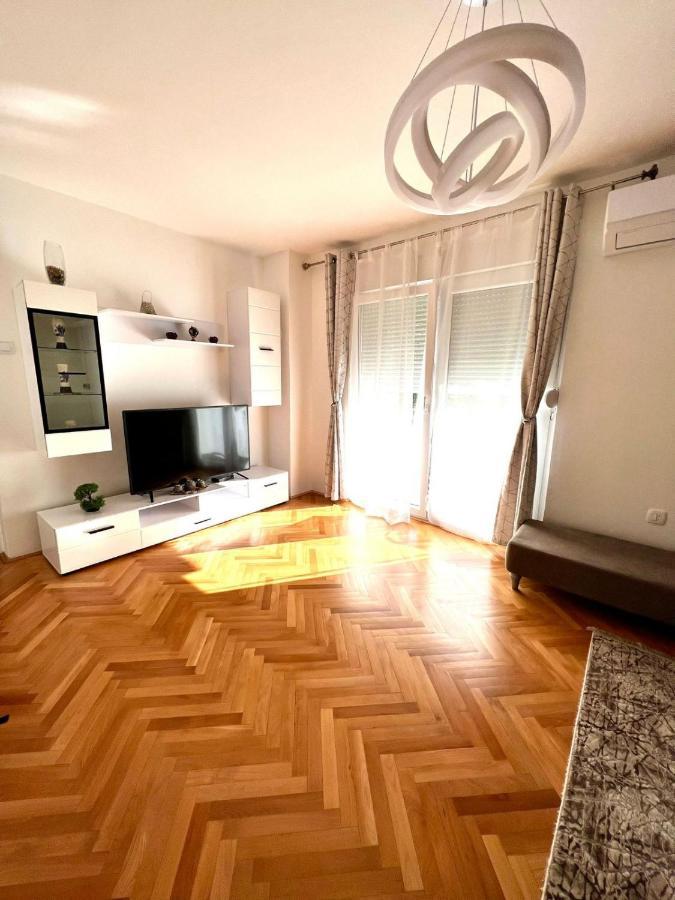 Lux Apartman Casablanca Plužine Buitenkant foto