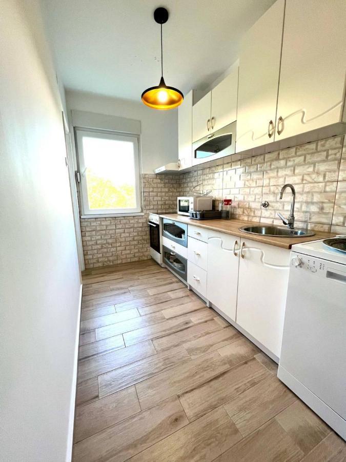 Lux Apartman Casablanca Plužine Buitenkant foto