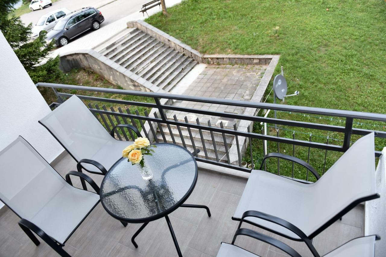 Lux Apartman Casablanca Plužine Buitenkant foto